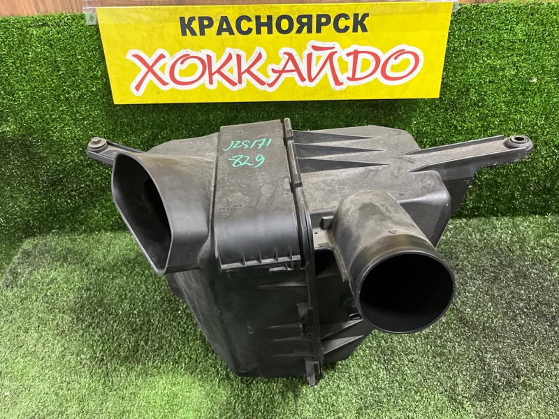 Корпус воздушного фильтра Toyota Crown JZS171 1JZ-GE 09.1999 (б/у)
