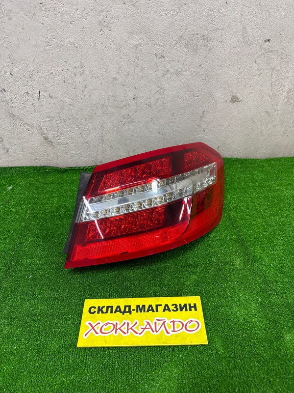 Фонарь стоп-сигнала Mercedes-Benz E-Class W212 M271 DE18 EVO 05.2009 правый (б/у)