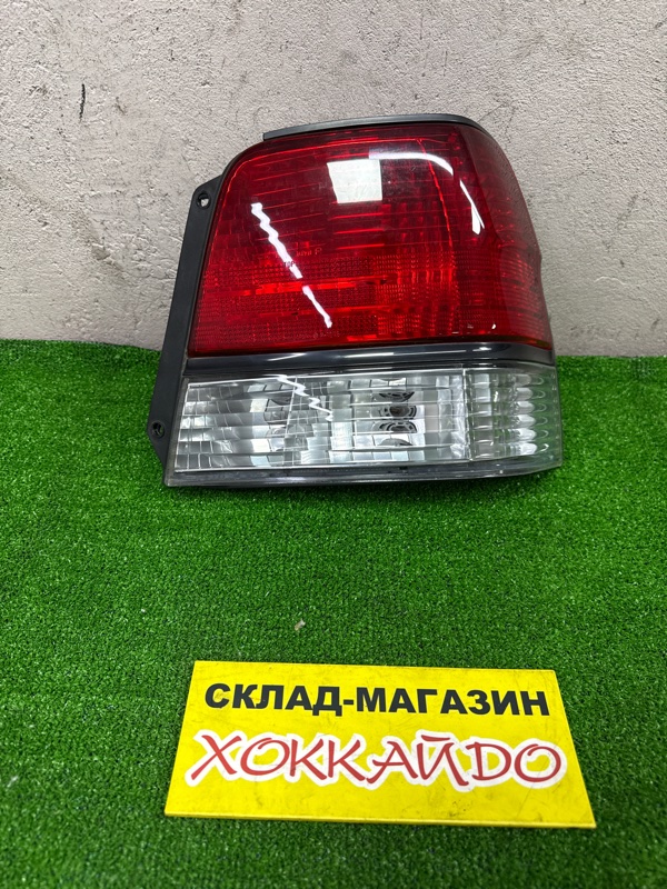 Фонарь стоп-сигнала Toyota Corsa EL51 4E-FE 12.1997 правый (б/у)