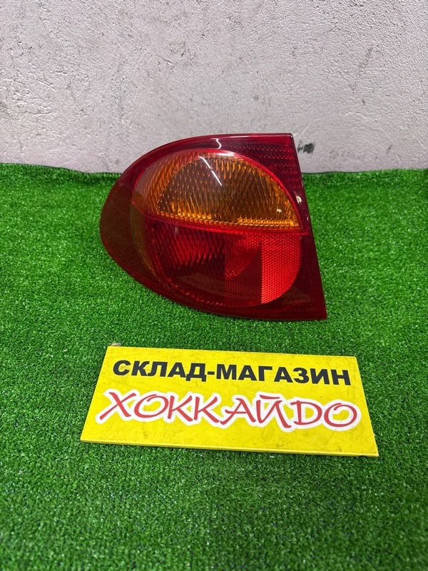 Фонарь стоп-сигнала Toyota Caldina ST210G 3S-FE 1997 левый (б/у)
