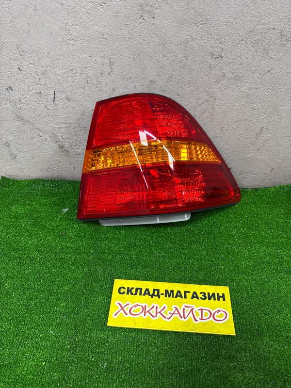 Фонарь стоп-сигнала Toyota Celsior UCF31 3UZ-FE 08.2000 правый (б/у)