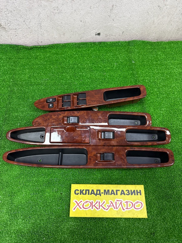 Блок управления стеклоподъемниками Toyota Gaia ACM10G 1AZ-FSE 04.2001 (б/у)