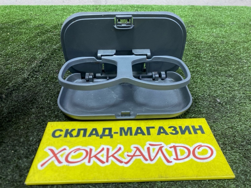 Подстаканник Toyota Raum NCZ20 1NZ-FE 12.2006 (б/у)