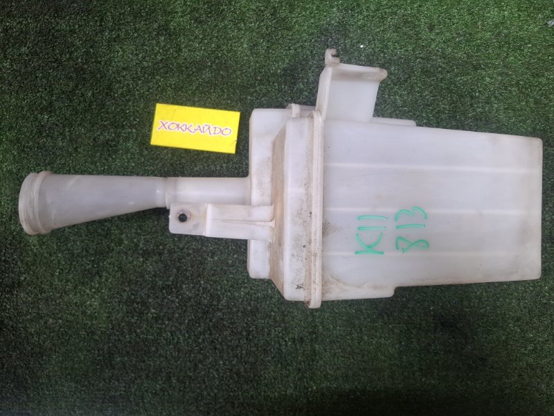 Бачок омывателя Nissan March K11 CG10DE 01.1992 (б/у)
