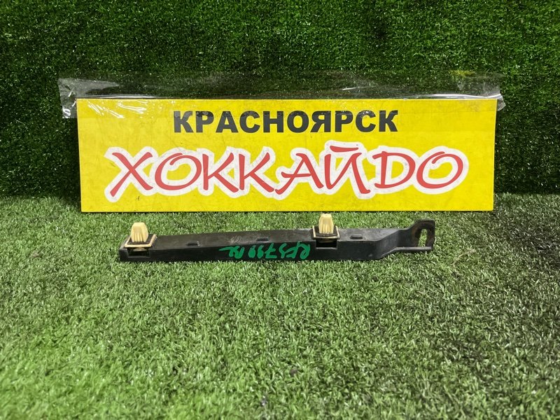Клипса бампера Honda Stepwgn RF3 K20A 04.2001 задняя левая (б/у)