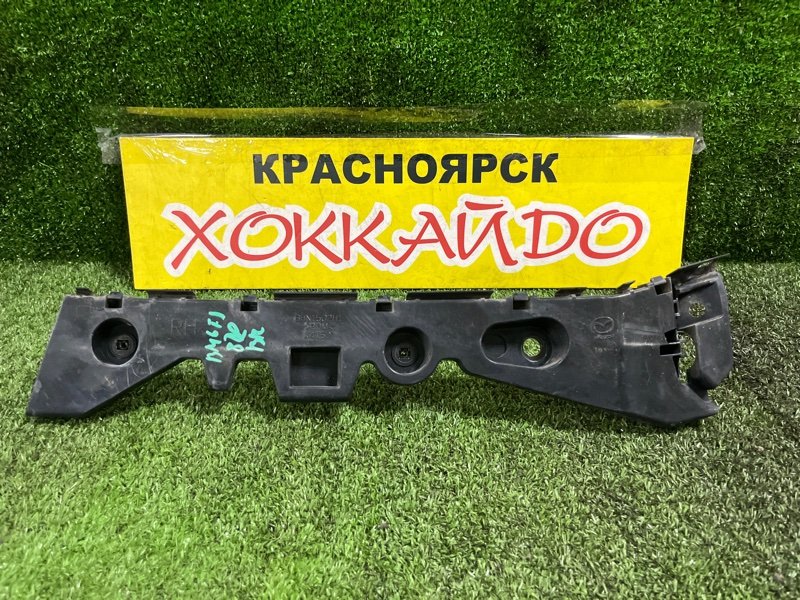 Клипса бампера Mazda Axela BM6FJ Z6-VE 11.2013 задняя правая (б/у)