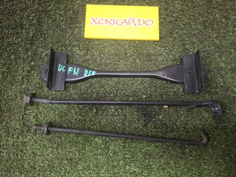Крепление аккумулятора Toyota Celsior UCF31 3UZ-FE 08.2000 (б/у)