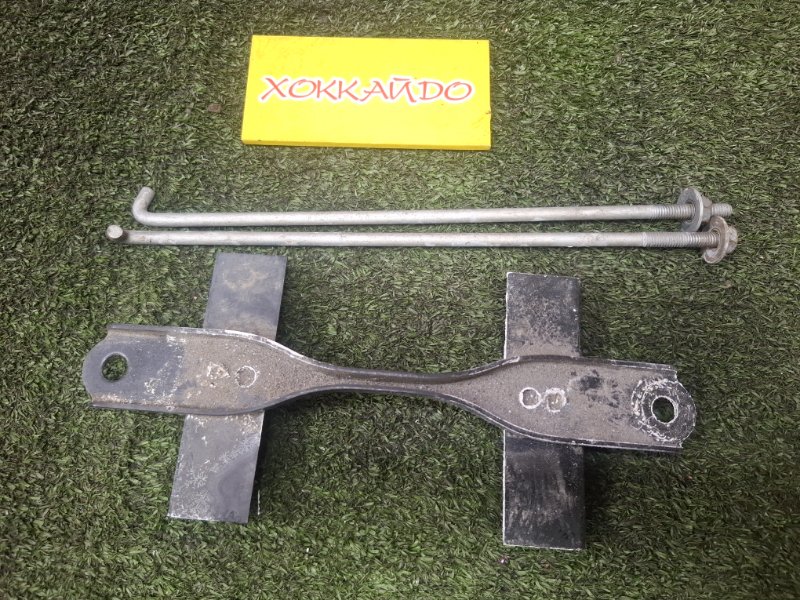 Крепление аккумулятора Toyota BB NCP30 2NZ-FE 04.2003 (б/у)
