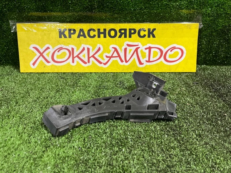 Клипса бампера Mazda Axela BK5P ZJ-VE 06.2006 передняя правая (б/у)