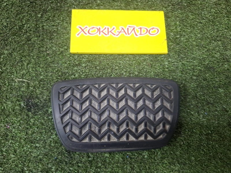 Накладка на педаль Toyota Vista Ardeo SV50G 3S-FSE 07.1998 (б/у)