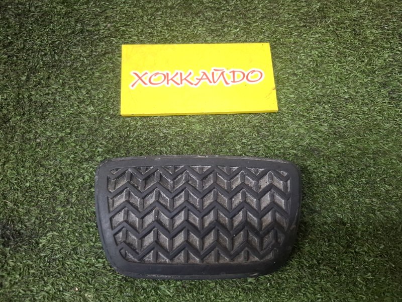 Накладка на педаль Toyota Vista Ardeo SV50G 3S-FSE 07.1998 (б/у)