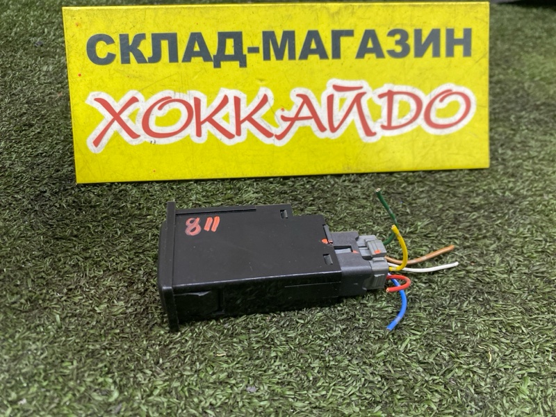 Кнопки в салон Toyota Caldina ET196V 5E-FE 11.1992 (б/у)