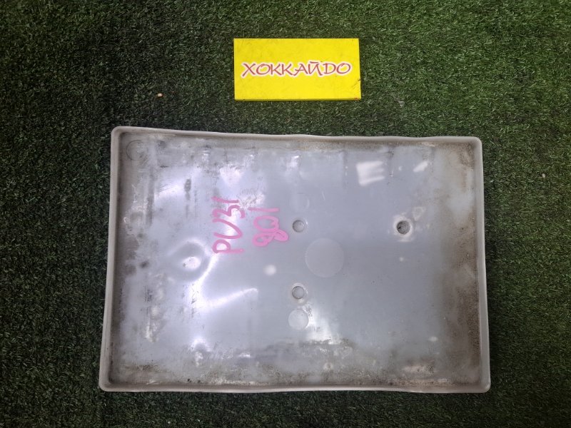 Полка под аккумулятор Nissan Presage PU31 VQ35DE 05.2006 (б/у)