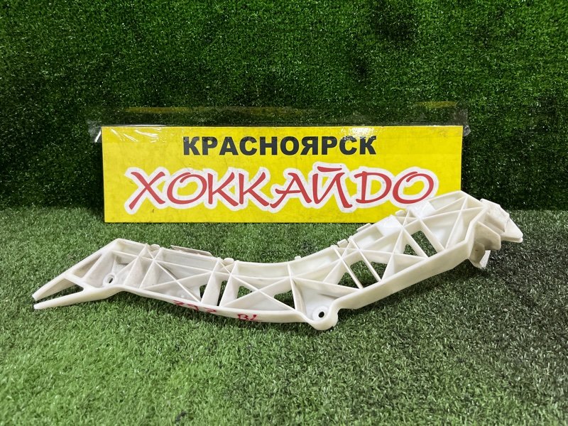 Клипса бампера Mazda Axela BK5P ZJ-VE 06.2006 задняя левая (б/у)