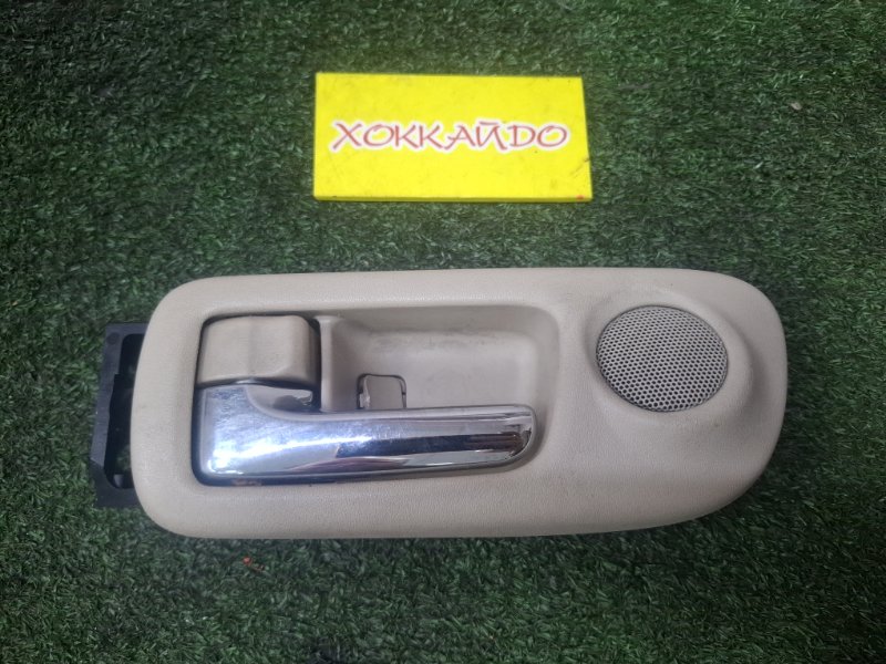 Ручка двери внутренняя Toyota Gaia ACM10G 1AZ-FSE 04.2001 передняя левая (б/у)