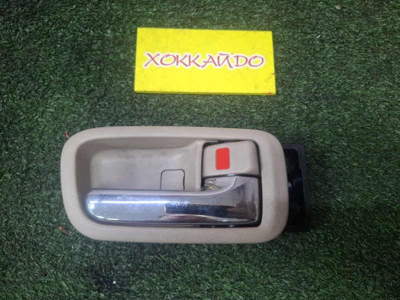 Ручка двери внутренняя Toyota Gaia ACM10G 1AZ-FSE 04.2001 задняя правая (б/у)