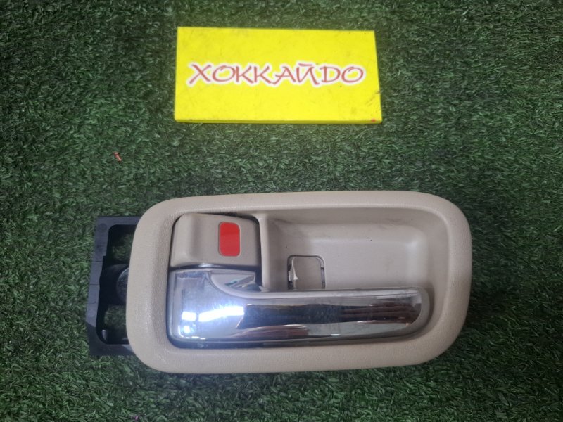 Ручка двери внутренняя Toyota Gaia ACM10G 1AZ-FSE 04.2001 задняя левая (б/у)