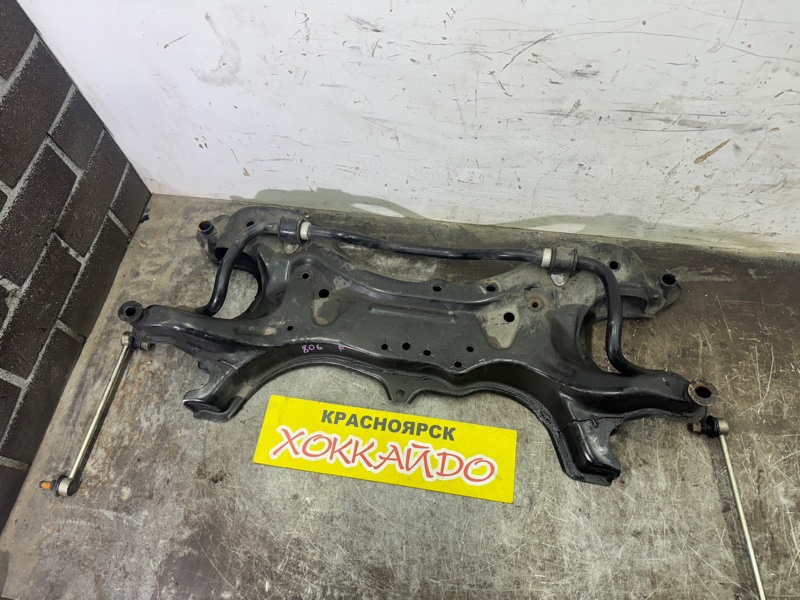 Балка поперечная Toyota Isis ZGM11G 3ZR-FAE 09.2009 передняя (б/у)
