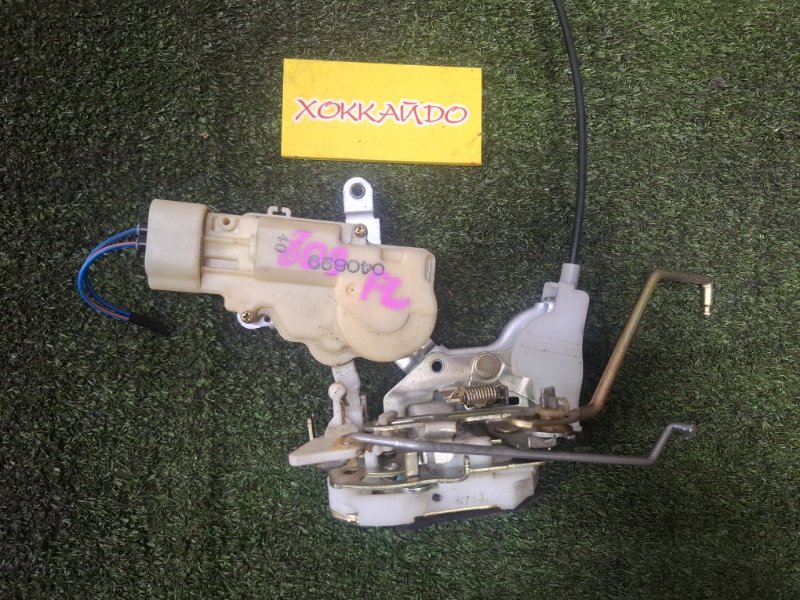 Замок дверной Toyota BB NCP30 2NZ-FE 04.2003 передний левый (б/у)