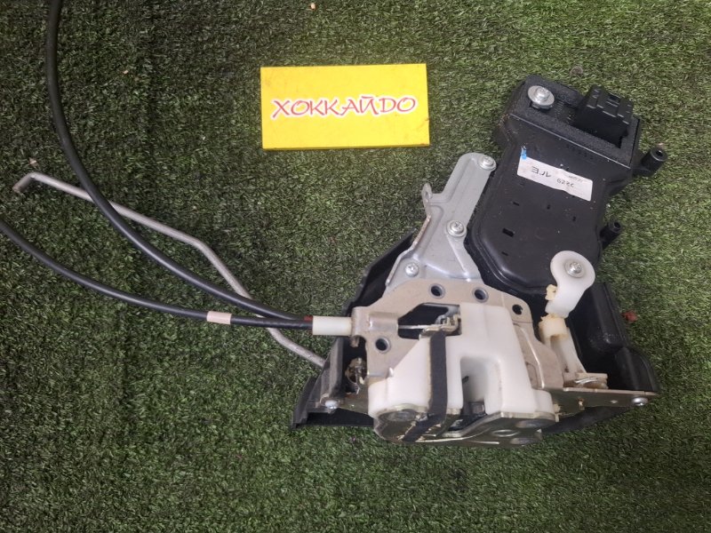 Замок дверной Mazda Atenza GGEP LF-VE 06.2005 передний левый (б/у)