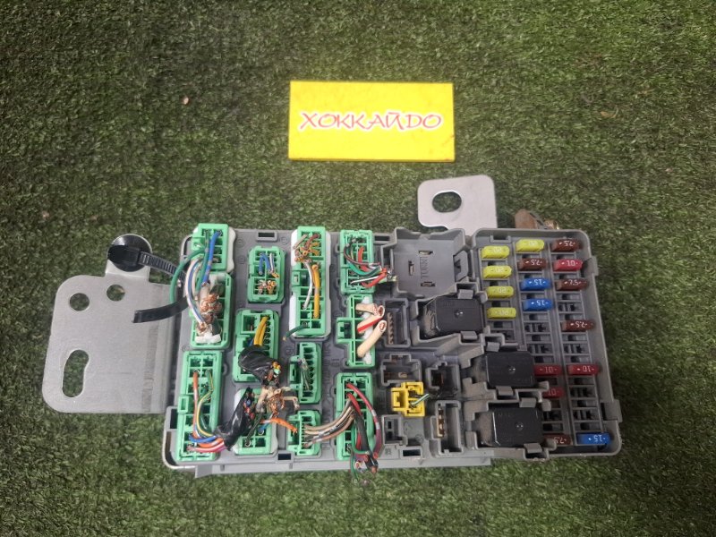 Блок предохранителей Honda Stream RN1 D17A 10.2000 (б/у)