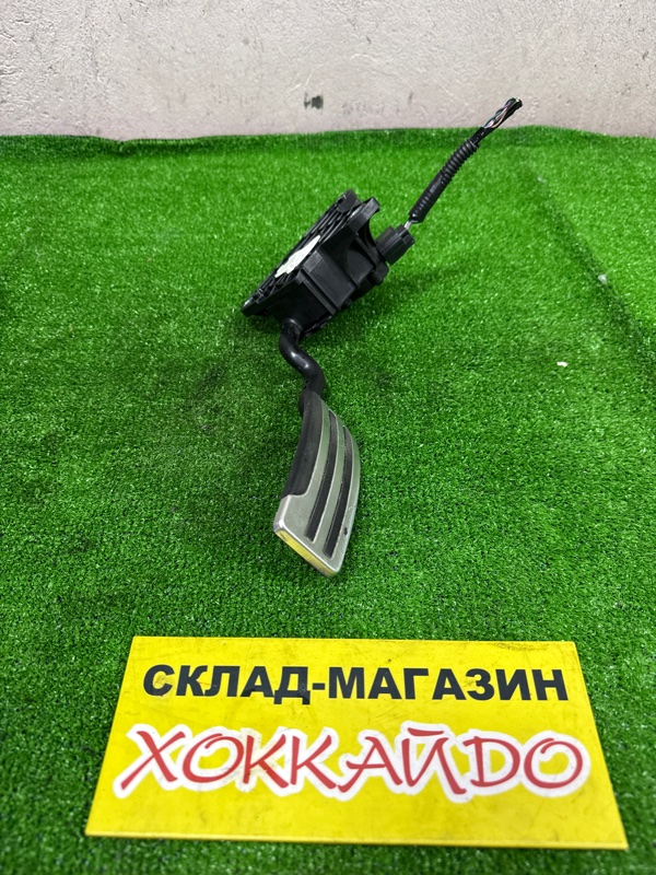 Педаль газа Nissan Presage PU31 VQ35DE 05.2006 (б/у)