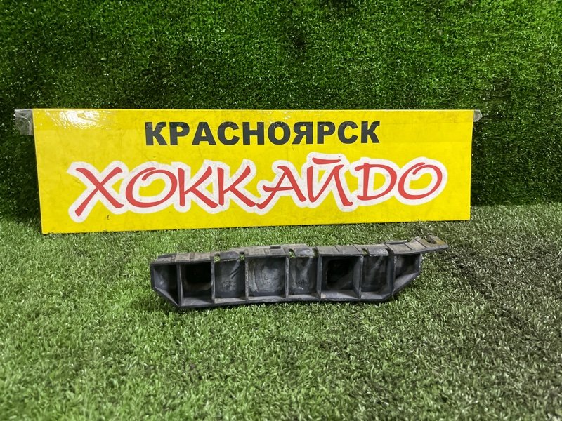 Клипса бампера Honda Stream RN1 D17A 10.2000 передняя левая (б/у)