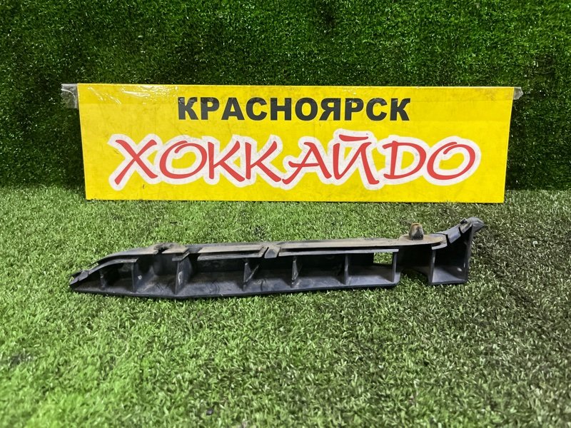 Клипса бампера Mazda Demio DY3W ZJ-VE 08.2002 передняя правая (б/у)