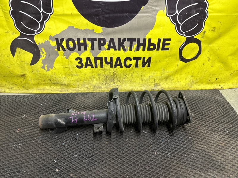 Стойка подвески Mazda Axela BK5P ZJ-VE 06.2006 передняя левая (б/у)