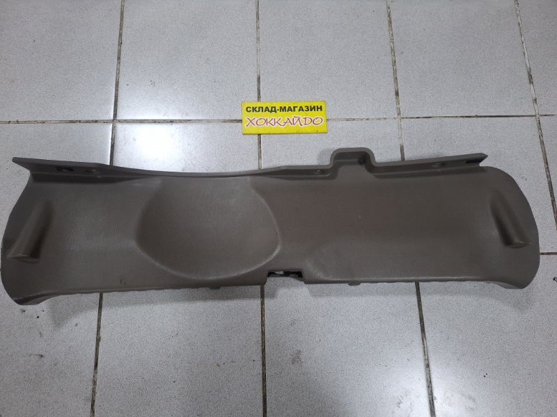 Накладка багажника Honda Odyssey RA8 J30A 11.2001 (б/у)