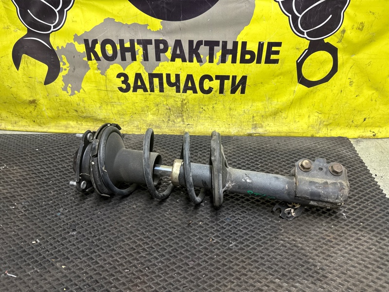 Стойка подвески Toyota Caldina ST210G 3S-GE 01.2000 передняя правая (б/у)