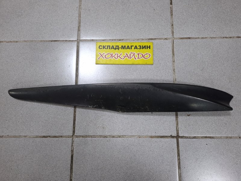 Накладка на крыло Toyota Celica ST185H 3S-GTE 10.1989 правая (б/у)