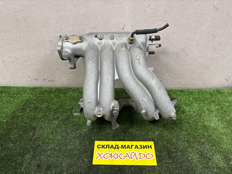 Коллектор впускной Toyota Caldina ST210G 3S-FE 1997 (б/у)