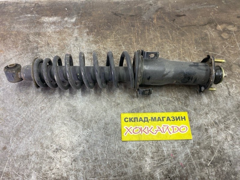 Стойка подвески Toyota Crown JZS171 1JZ-GE 09.1999 задняя правая (б/у)