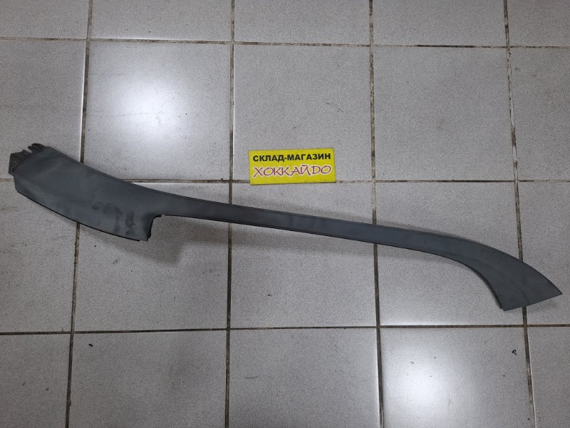 Молдинг лобового стекла Honda Stepwgn RF3 K20A 04.2001 левый (б/у)