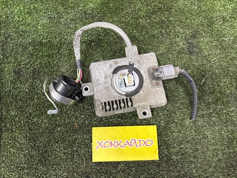 Блок розжига ксенона Honda Stepwgn RF3 K20A 04.2001 (б/у)