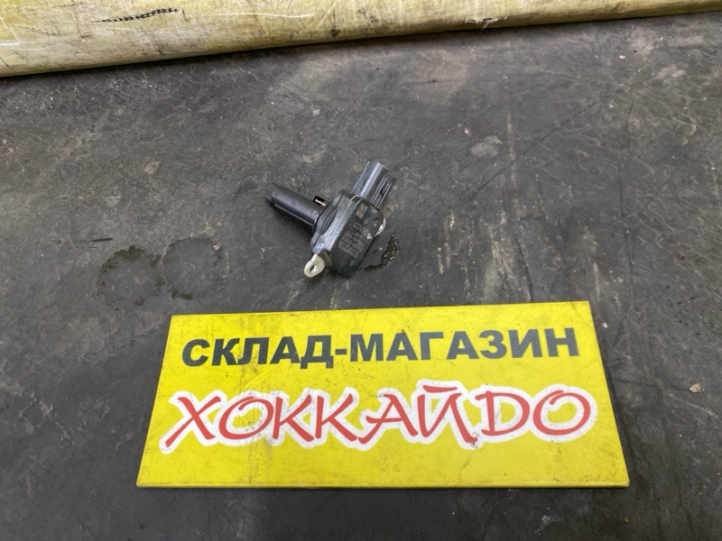 Датчик расхода воздуха Toyota Prius ZVW30 2ZR-FXE 01.2009 (б/у)