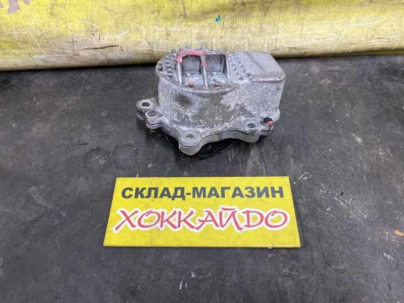 Помпа Toyota Prius ZVW30 2ZR-FXE 01.2009 (б/у)