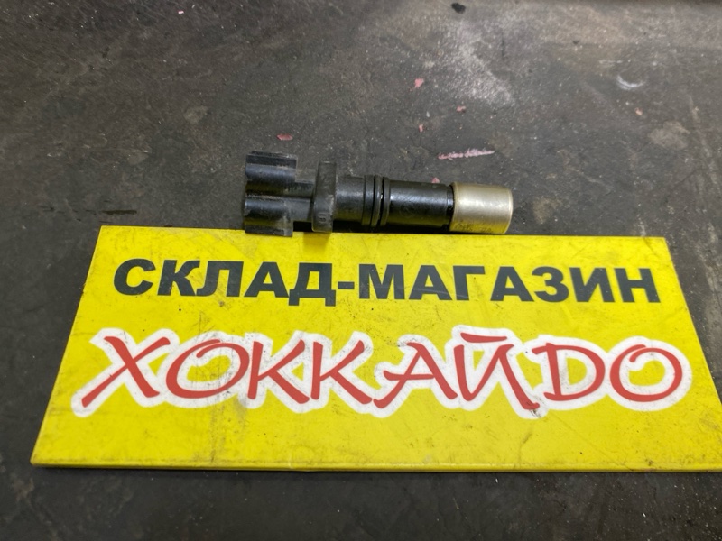 Датчик положения коленвала Toyota Prius ZVW30 2ZR-FXE 01.2009 (б/у)