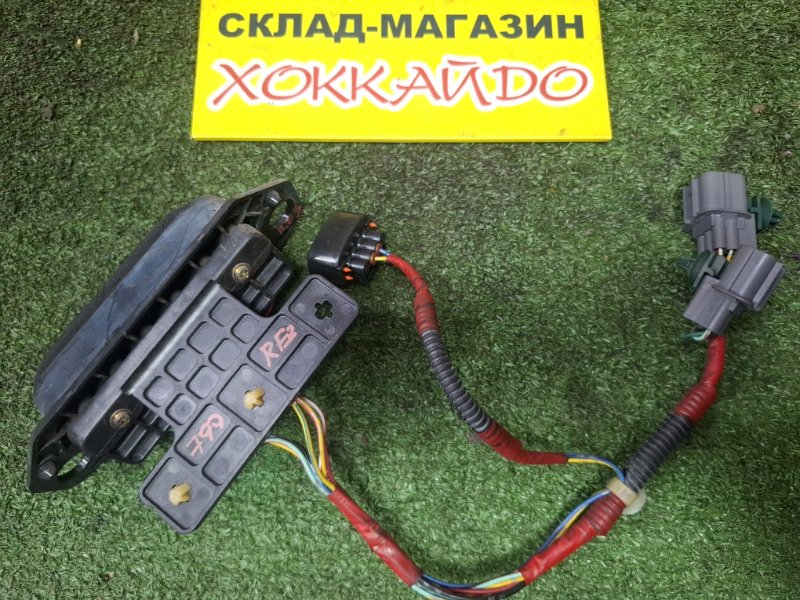 Датчик открытия двери; Концевик двери Honda Stepwgn RF3 K20A 04.2001 задний левый (б/у)