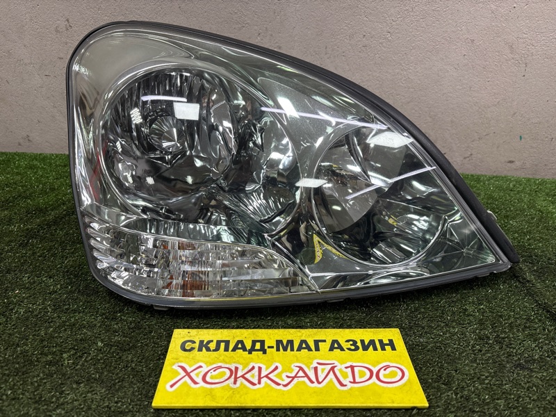Фара Toyota Celsior UCF31 3UZ-FE 08.2000 правая (б/у)