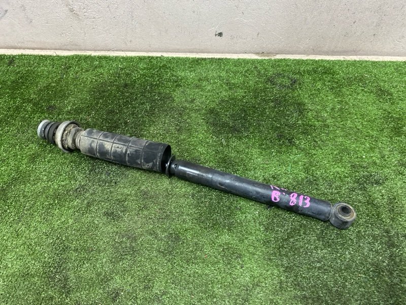 Амортизатор Nissan March K11 CG10DE 01.1992 задний (б/у)