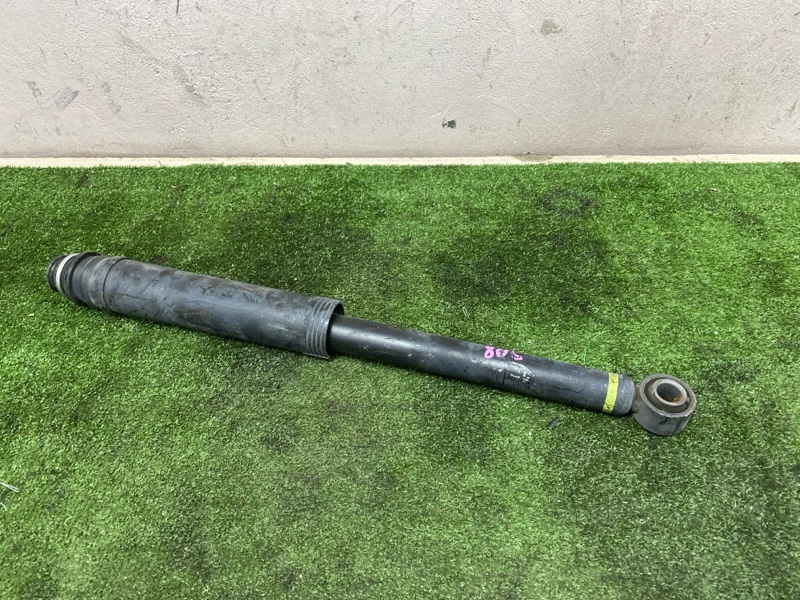 Амортизатор Toyota Isis ZGM11G 3ZR-FAE 09.2009 задний (б/у)