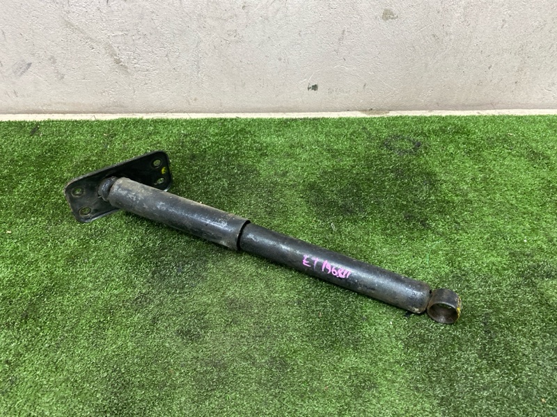 Амортизатор Toyota Caldina ET196V 5E-FE 11.1992 задний (б/у)