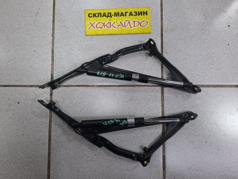 Амортизатор багажника Toyota Celsior UCF31 3UZ-FE 08.2000 (б/у)