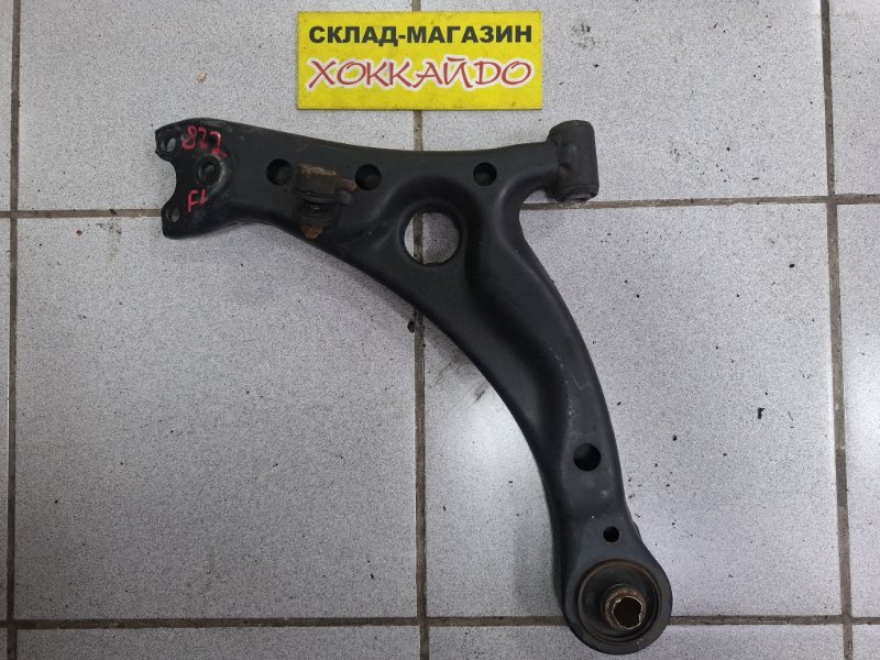Рычаг подвески нижний Toyota Gaia ACM10G 1AZ-FSE 04.2001 передний левый (б/у)