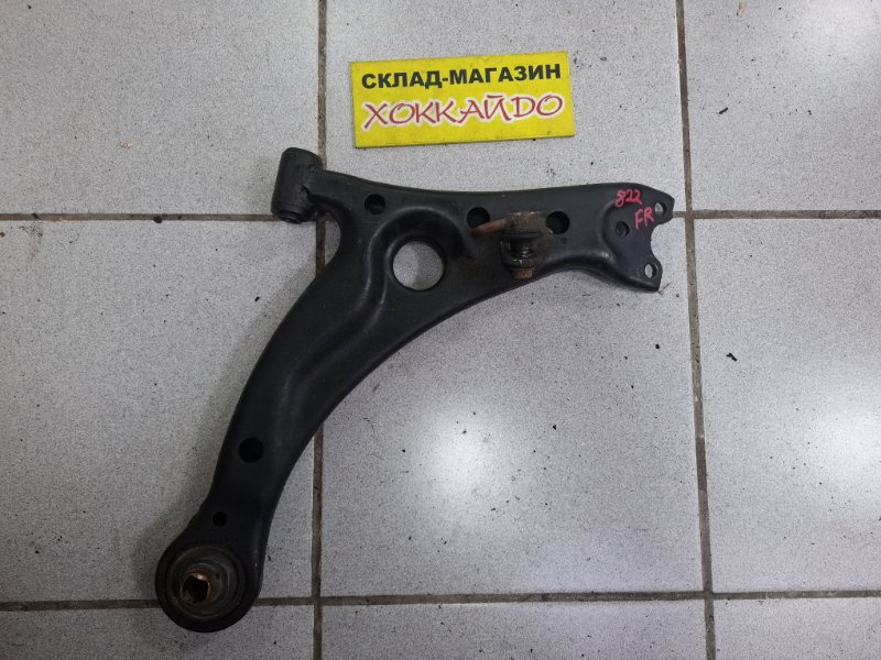 Рычаг подвески нижний Toyota Gaia ACM10G 1AZ-FSE 04.2001 передний правый (б/у)