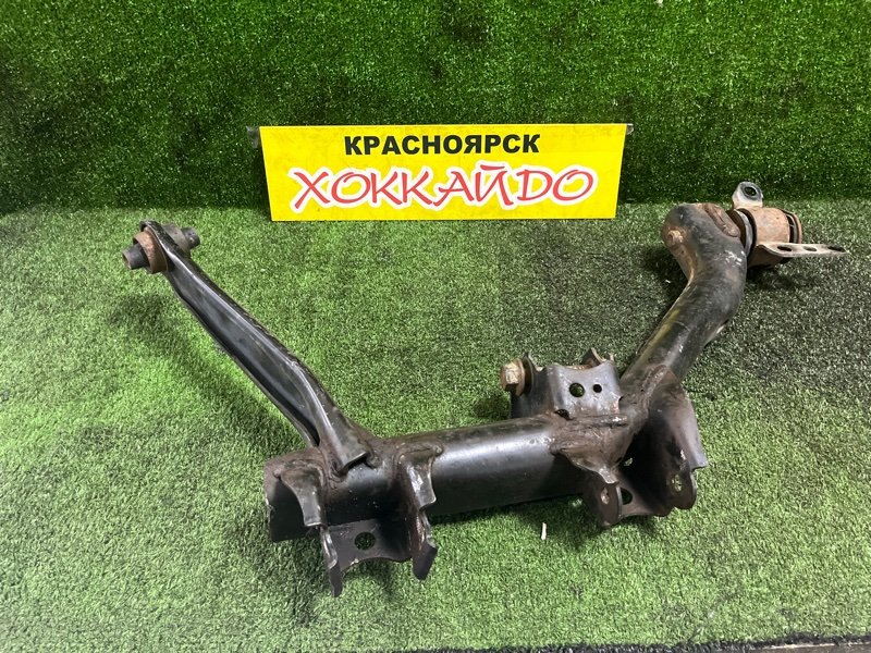 Рычаг подвески нижний Toyota Wish ZGE25W 2ZR-FAE 04.2009 задний правый (б/у)