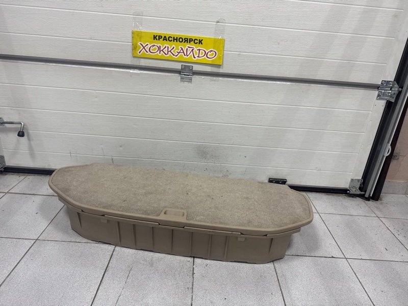 Ящик в багажник Toyota Gaia ACM10G 1AZ-FSE 04.2001 задний (б/у)