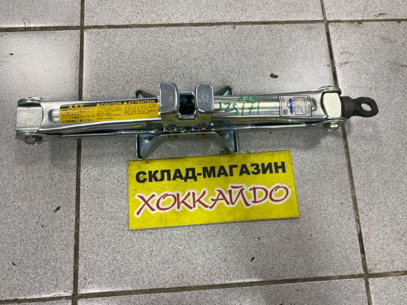 Домкрат Toyota Crown JZS171 1JZ-GE 09.1999 (б/у)